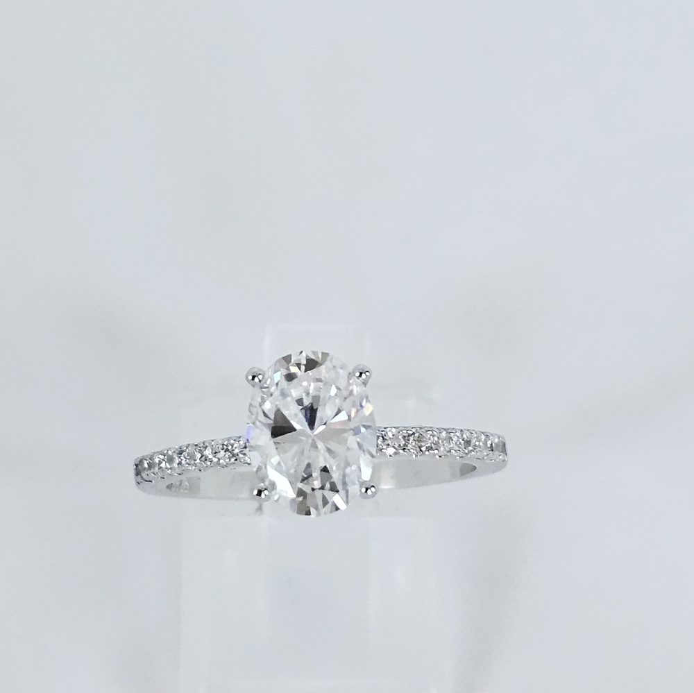 Genuine GRA Certified 2 Carat Moissanite Ring in 18k over Sterling Silver Sz 7! - Picture 9 of 10